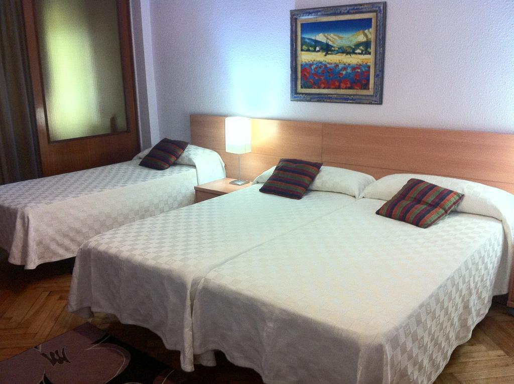 Hostal Del Carmen Santander Rom bilde